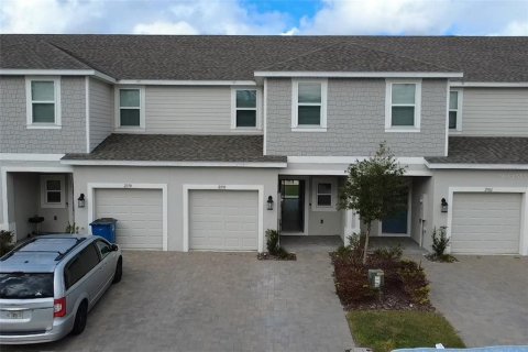 Townhouse in Davenport, Florida 3 bedrooms, 130.71 sq.m. № 2196648