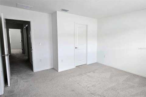 Townhouse in Davenport, Florida 3 bedrooms, 130.71 sq.m. № 2196648 - photo 20