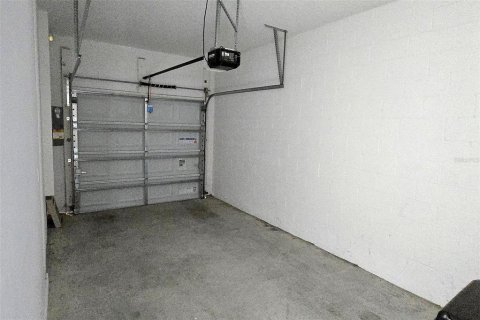 Townhouse in Davenport, Florida 3 bedrooms, 130.71 sq.m. № 2196648 - photo 5