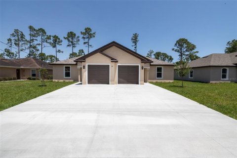 Immobilier commercial à vendre à Palm Coast, Floride: 6 chambres, 220.74 m2 № 1740406 - photo 1