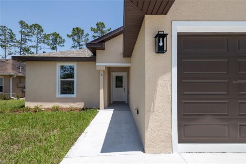 Immobilier commercial à vendre à Palm Coast, Floride: 6 chambres, 220.74 m2 № 1740406 - photo 3