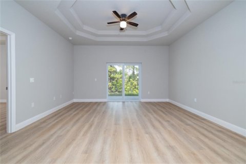 Immobilier commercial à vendre à Palm Coast, Floride: 6 chambres, 220.74 m2 № 1740406 - photo 5