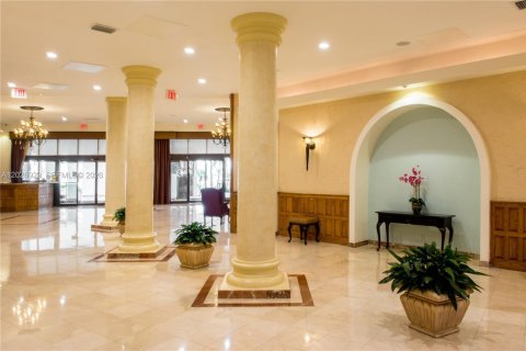 Copropriété à vendre à Hollywood, Floride: 2 chambres, 101.73 m2 № 2253410 - photo 29