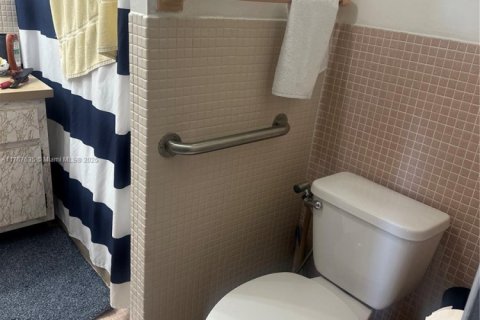 Copropriété à vendre à Miami, Floride: 1 chambre, 62.8 m2 № 1985456 - photo 12