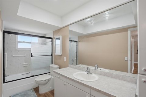 Condominio en venta en Saint Petersburg, Florida, 2 dormitorios, 149.11 m2 № 2423867 - foto 13