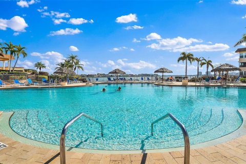Condominio en venta en Saint Petersburg, Florida, 2 dormitorios, 149.11 m2 № 2423867 - foto 15
