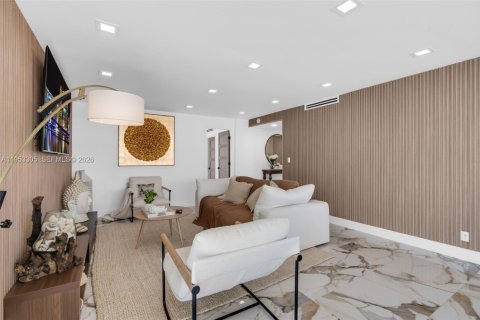 Condo in Riviera Beach, Florida, 2 bedrooms  № 2007586 - photo 9