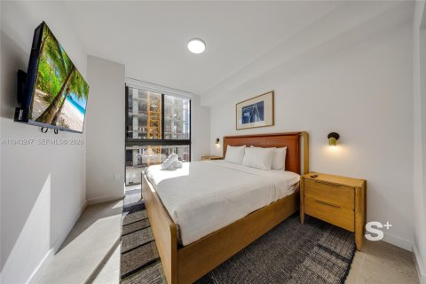 Copropriété à vendre à Miami, Floride: 1 chambre, 60.39 m2 № 1999557 - photo 2
