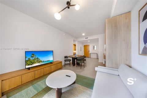 Copropriété à vendre à Miami, Floride: 1 chambre, 60.39 m2 № 1999557 - photo 13