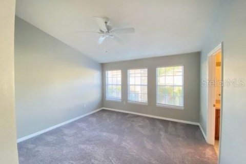 Townhouse in Wesley Chapel, Florida 3 bedrooms, 140.56 sq.m. № 1808524 - photo 17