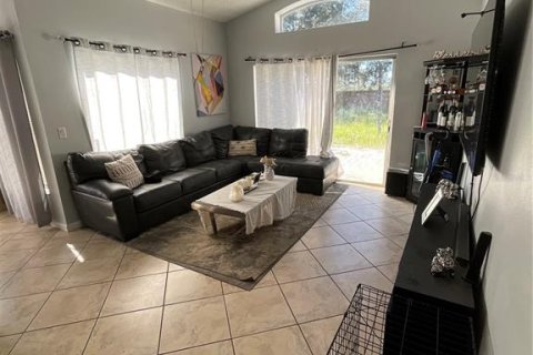 Villa ou maison à vendre à Kissimmee, Floride: 3 chambres, 129.32 m2 № 2419309 - photo 17
