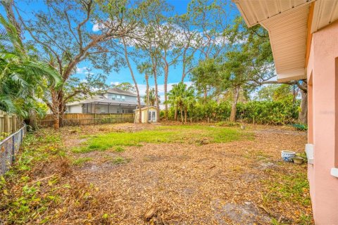 House in Tampa, Florida 4 bedrooms, 227.98 sq.m. № 1559981 - photo 7