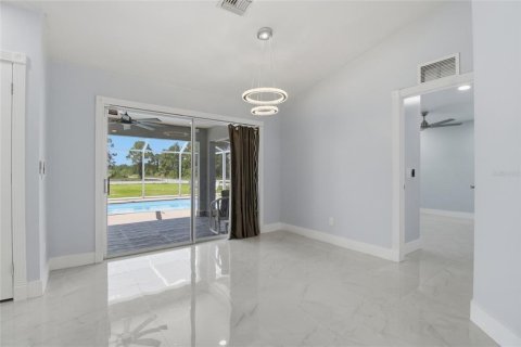 Villa ou maison à vendre à Lehigh Acres, Floride: 3 chambres, 165.09 m2 № 2308902 - photo 21