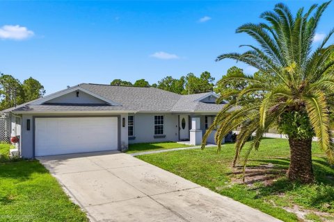 Villa ou maison à vendre à Lehigh Acres, Floride: 3 chambres, 165.09 m2 № 2308902 - photo 3