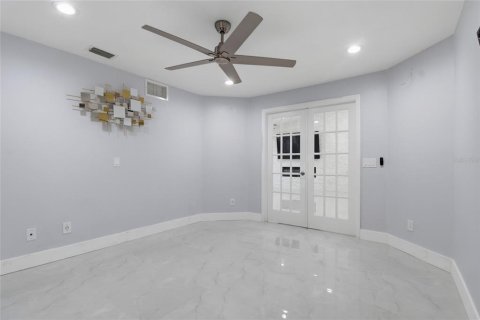Villa ou maison à vendre à Lehigh Acres, Floride: 3 chambres, 165.09 m2 № 2308902 - photo 28