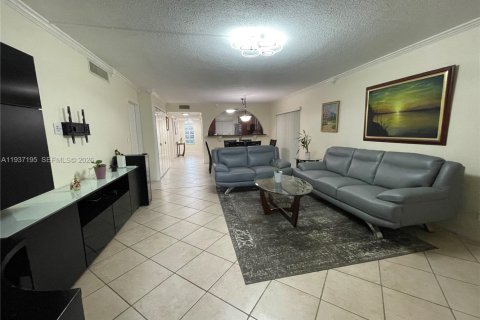 Купить кондоминиум в Уэстон, Флорида 2 спальни, 114.73м2, № 1995391 - фото 22