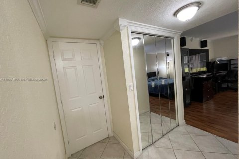 Купить кондоминиум в Уэстон, Флорида 2 спальни, 114.73м2, № 1995391 - фото 27