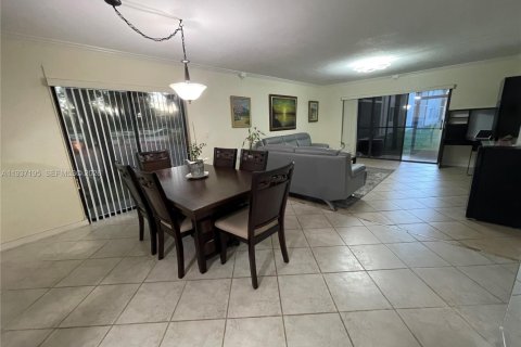 Купить кондоминиум в Уэстон, Флорида 2 спальни, 114.73м2, № 1995391 - фото 18