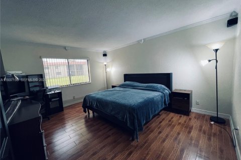 Купить кондоминиум в Уэстон, Флорида 2 спальни, 114.73м2, № 1995391 - фото 30