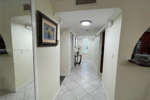 Купить кондоминиум в Уэстон, Флорида 2 спальни, 114.73м2, № 1995391 - фото 23