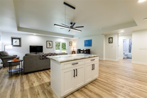 Villa ou maison à vendre à Bronson, Floride: 3 chambres, 139.82 m2 № 2395549 - photo 15