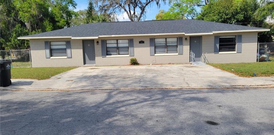 Propiedad comercial en Maitland, Florida 4 dormitorios, 156.08 m2 № 1631922