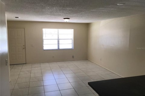 Propiedad comercial en venta en Maitland, Florida, 4 dormitorios, 156.08 m2 № 1631922 - foto 10