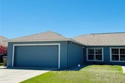 Appartement à louer à Kissimmee, Floride: 3 chambres, 110.65 m2 № 1846761 - photo 1