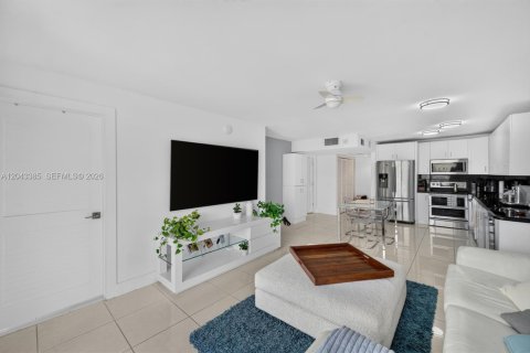 Condominio en venta en Miami Beach, Florida, 1 dormitorio, 61.97 m2 № 2248648 - foto 8