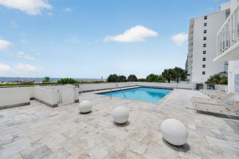 Condominio en venta en Miami Beach, Florida, 1 dormitorio, 61.97 m2 № 2248648 - foto 15