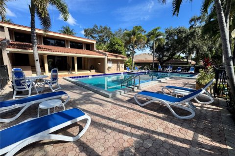 Condominio en venta en Hollywood, Florida, 3 dormitorios, 187.66 m2 № 1988654 - foto 9