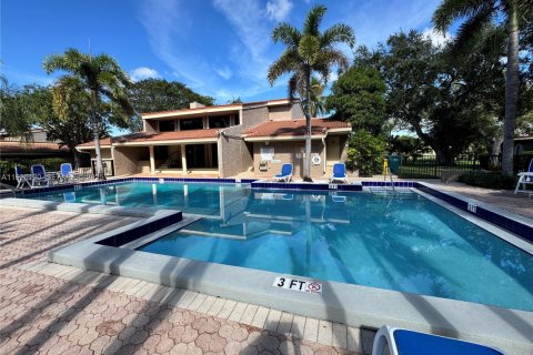 Condominio en venta en Hollywood, Florida, 3 dormitorios, 187.66 m2 № 1988654 - foto 8