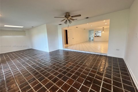 Condominio en venta en Hollywood, Florida, 3 dormitorios, 187.66 m2 № 1988654 - foto 18