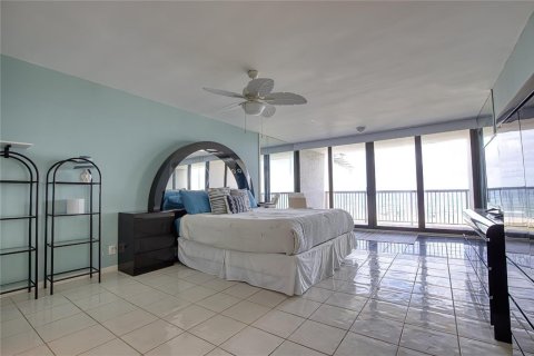 Copropriété à vendre à Pompano Beach, Floride: 2 chambres, 188.68 m2 № 2084397 - photo 18