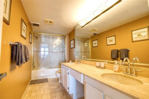 Copropriété à vendre à Pompano Beach, Floride: 2 chambres, 188.68 m2 № 2084397 - photo 20