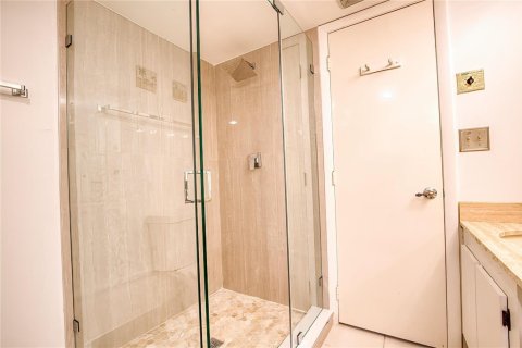 Copropriété à vendre à Pompano Beach, Floride: 2 chambres, 188.68 m2 № 2084397 - photo 27