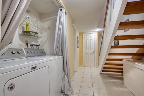 Copropriété à vendre à Pompano Beach, Floride: 2 chambres, 188.68 m2 № 2084397 - photo 28