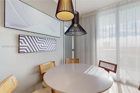 Condominio en venta en Hollywood, Florida, 3 dormitorios, 104.89 m2 № 2044529 - foto 12