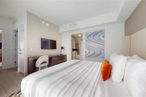 Condominio en venta en Hollywood, Florida, 3 dormitorios, 104.89 m2 № 2044529 - foto 14