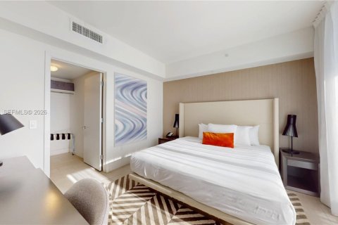 Condominio en venta en Hollywood, Florida, 3 dormitorios, 104.89 m2 № 2044529 - foto 17