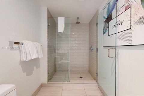 Condominio en venta en Hollywood, Florida, 3 dormitorios, 104.89 m2 № 2044529 - foto 27