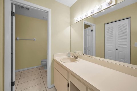 Condo in Dunedin, Florida, 2 bedrooms  № 1717989 - photo 15