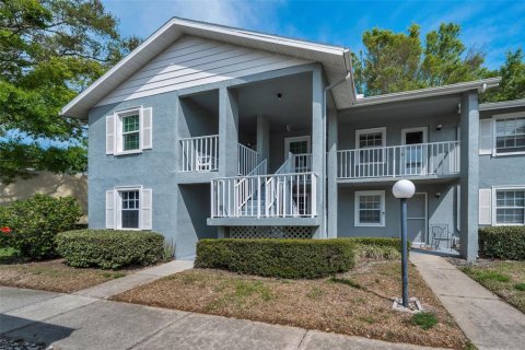 Condo in Dunedin, Florida, 2 bedrooms  № 1717989 - photo 1