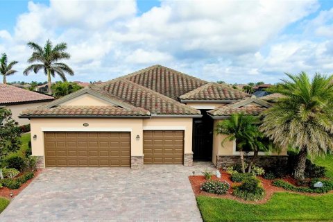 House in Venice, Florida 4 bedrooms, 209.4 sq.m. № 1557044 - photo 1