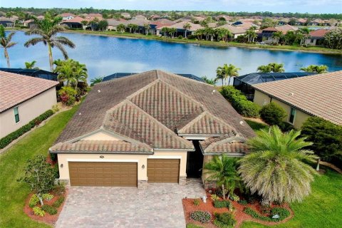 House in Venice, Florida 4 bedrooms, 209.4 sq.m. № 1557044 - photo 2