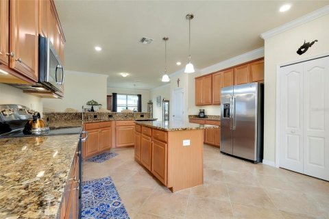 House in Venice, Florida 4 bedrooms, 209.4 sq.m. № 1557044 - photo 19