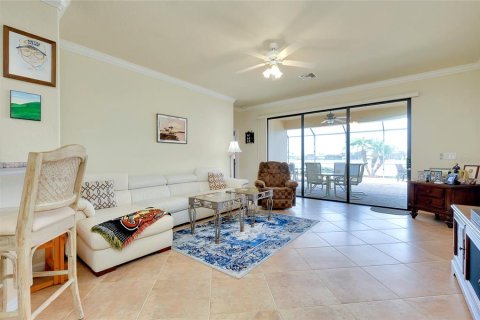 House in Venice, Florida 4 bedrooms, 209.4 sq.m. № 1557044 - photo 24
