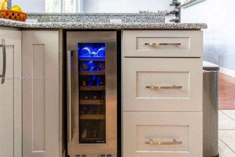 Townhouse in Miami, Florida 3 bedrooms, 134.89 sq.m. № 2032464 - photo 19