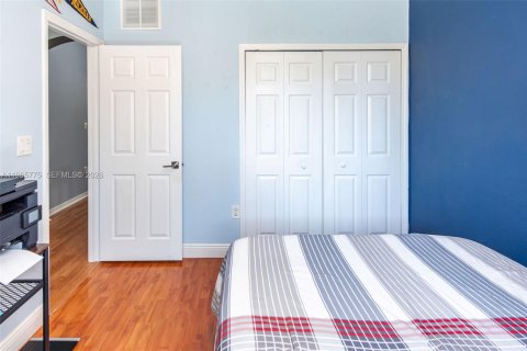 Townhouse in Miami, Florida 3 bedrooms, 134.89 sq.m. № 2032464 - photo 28