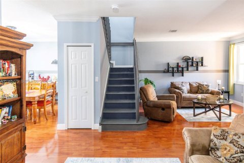 Townhouse in Miami, Florida 3 bedrooms, 134.89 sq.m. № 2032464 - photo 25